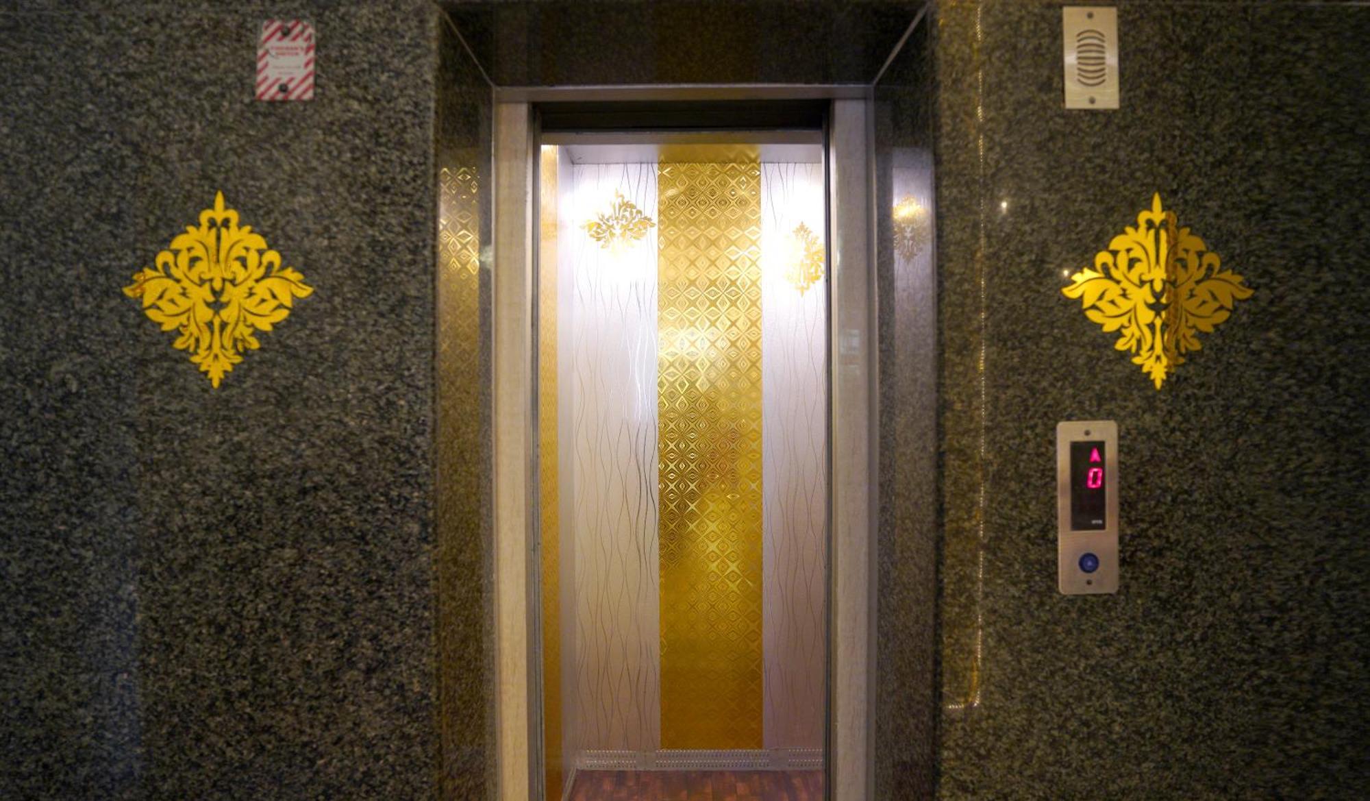 Hotel Neeraj Bhawan- Triveni Ghat Rishīkesh Εξωτερικό φωτογραφία