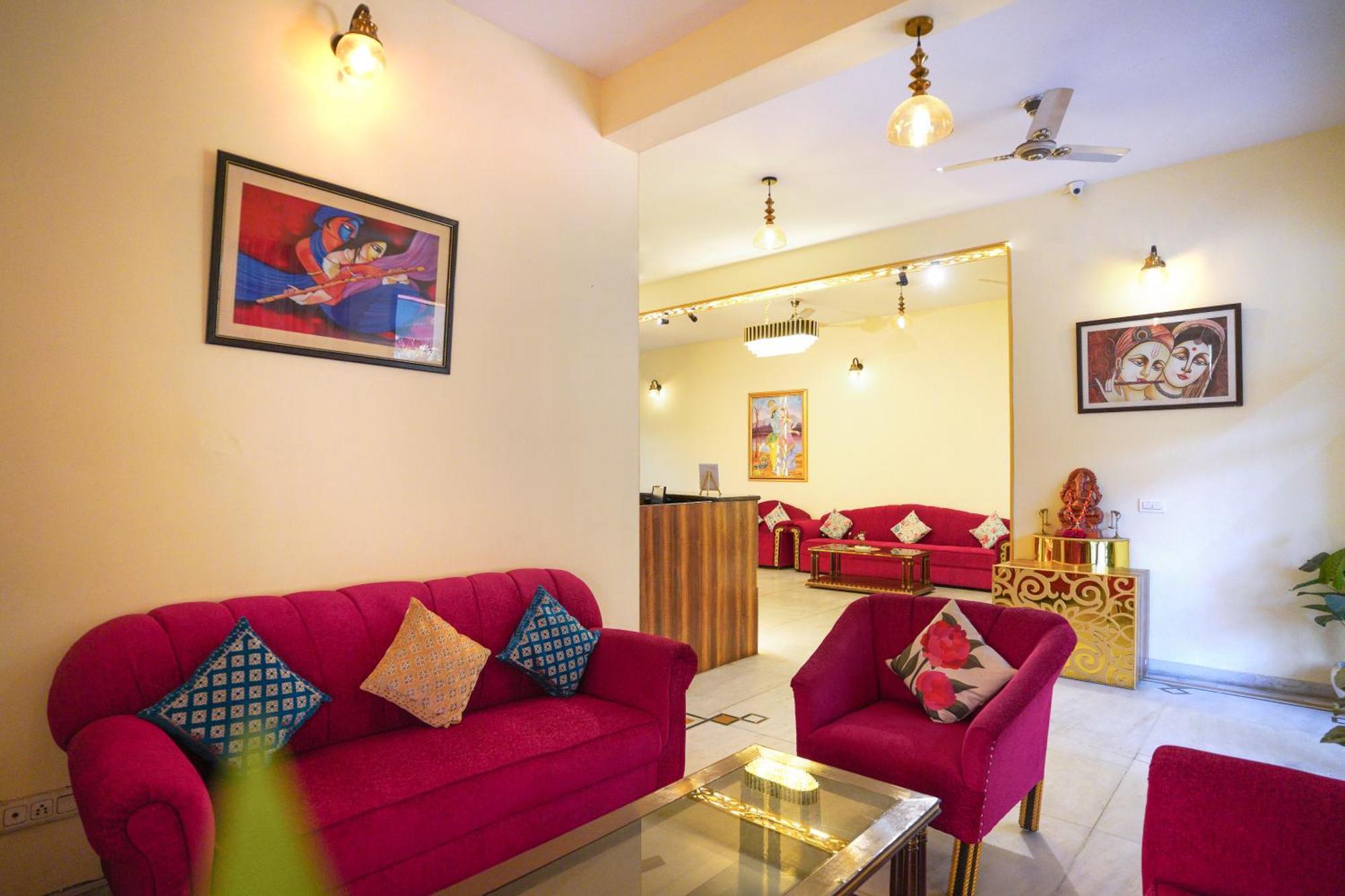 Hotel Neeraj Bhawan- Triveni Ghat Rishīkesh Εξωτερικό φωτογραφία