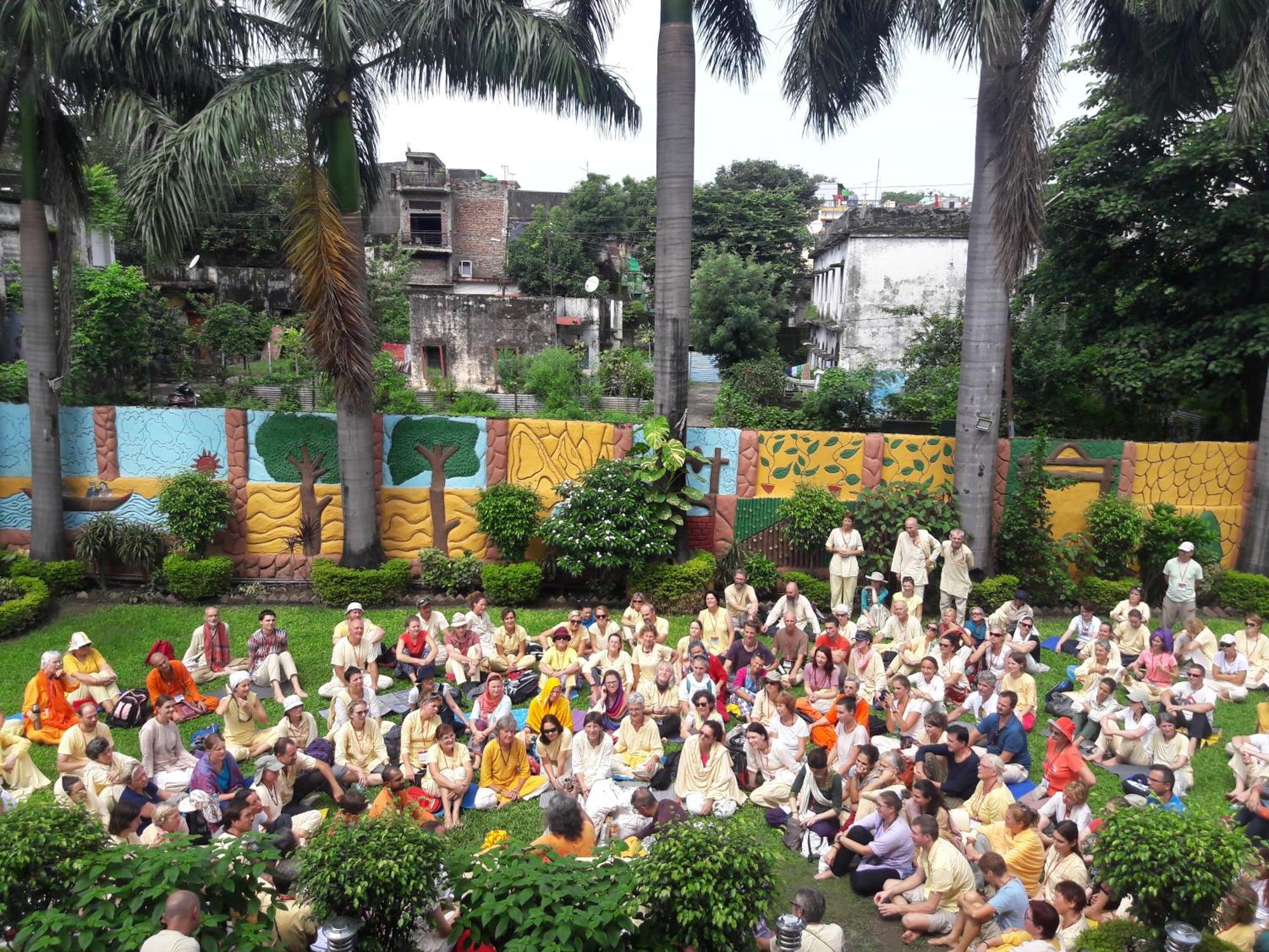 Hotel Neeraj Bhawan- Triveni Ghat Rishīkesh Εξωτερικό φωτογραφία