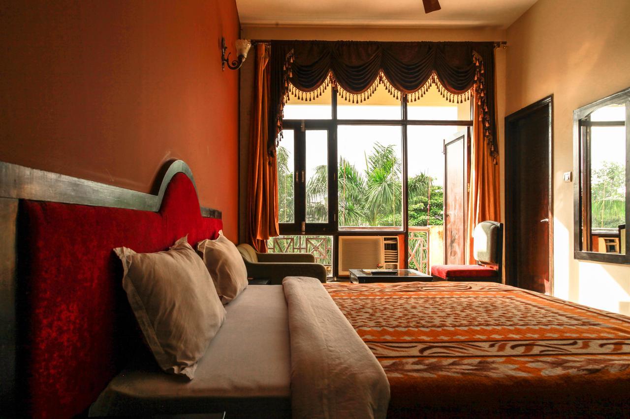 Hotel Neeraj Bhawan- Triveni Ghat Rishīkesh Εξωτερικό φωτογραφία
